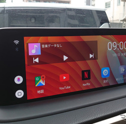 「車載用Android端末」の使用時の表示例（VISIT）。