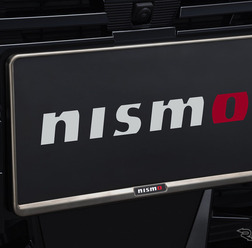 NISMOナンバープレートリム メーカー希望小売価格：6600円（税込）