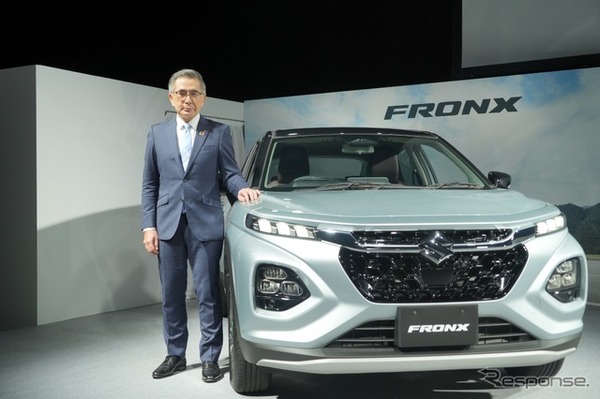 スズキの新型SUV『フロンクス』と鈴木俊宏社長