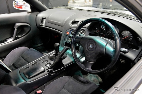 ロードスターやRX-7などのマツダブース…ノスタルジック2デイズ 2025