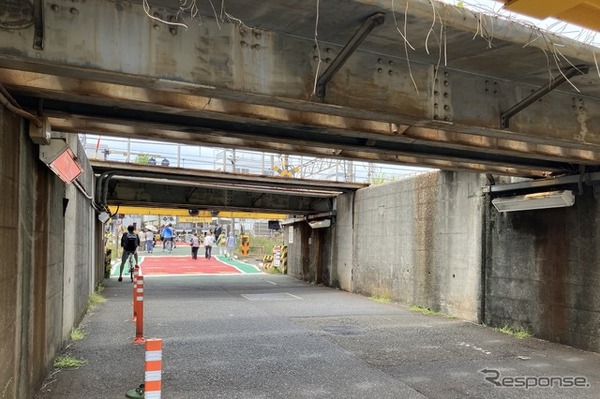 制限高さ1.9m、横浜市の生麦ガード