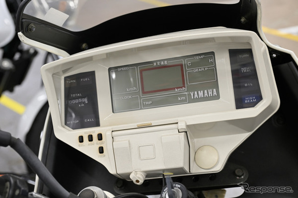 ヤマハ発動機 豊岡技術センターでレストアされる車両
