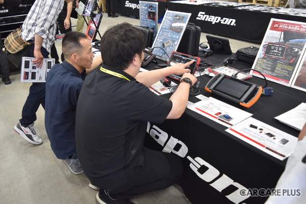 最新型高性能スキャンツール「MTG-DUAL-TAB2／MTG-DUAL-TAB2-PRO」は加盟店からも大注目！スナップオン・ツールズ加盟店向けイベント「OPEN HOUSE」