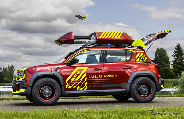 ルノー『4 E-Techエレクトリック』をベースにした救急車両「vision4rescue」