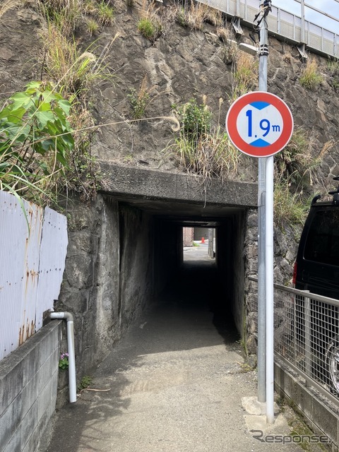 桁下1.9m、京浜急行・南太田～井土ヶ谷