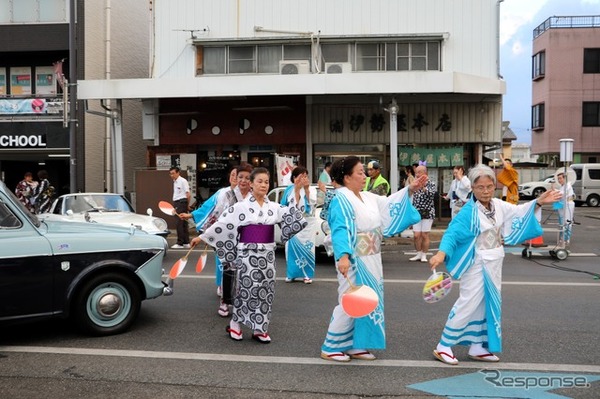 クラシックカーin八木節まつり