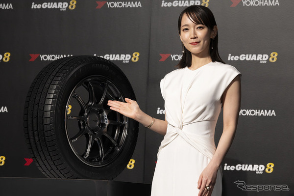 俳優の吉岡里帆さん