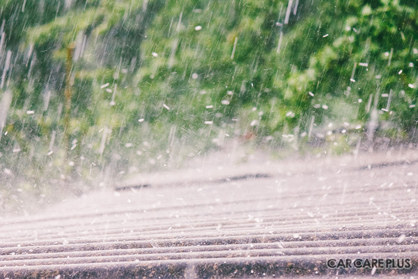 愛車が「雹害」のダメージを受ける前に、対策と修理方法を知る…ショップ選びは慎重に