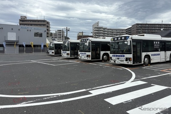 京浜急行バス 安全運転訓練車 いすゞ エルガ