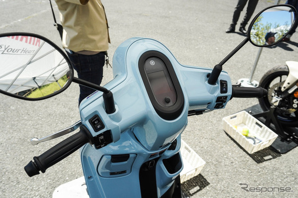 展示車両には国内導入予定の新型「FAZZIO」も（My Yamaha Motor cafe）