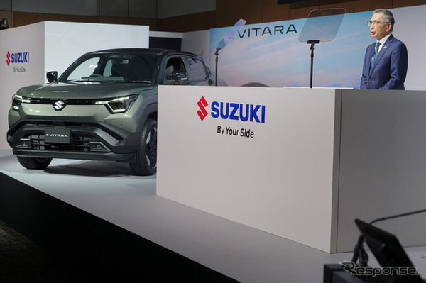 スズキ『eビターラ』と鈴木俊宏社長