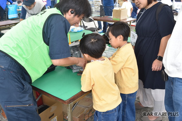 来場者1,800名超え！子どもたちが感じた“自動車整備の楽しさ”が将来に繋がる…ジュニアメカニック2025 in 東北