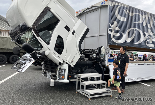 塗装体験が大人気！　自動車整備体験イベント「ジュニアメカニック2025@福岡」