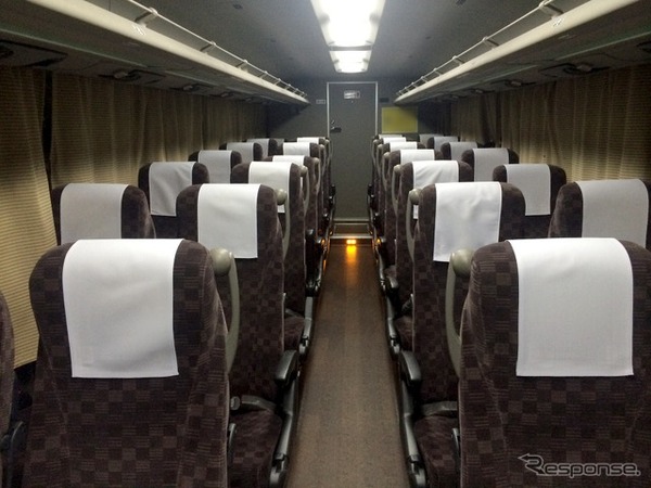 「相席ブロック」という行為が横行し、高速バス各社を悩ませているという（写真はイメージ）