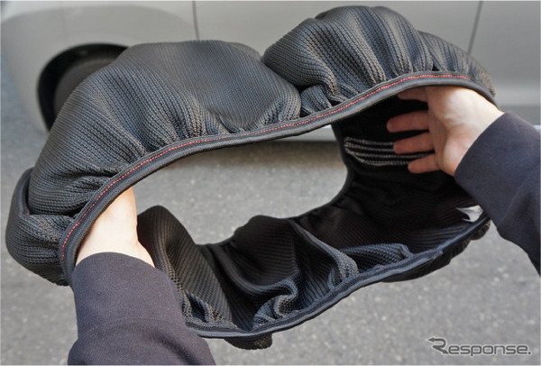 タイヤに被せるだけ、初心者でも簡単