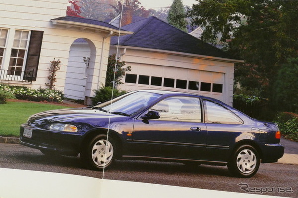 ホンダ・シビッククーペ（初代）当時のカタログ