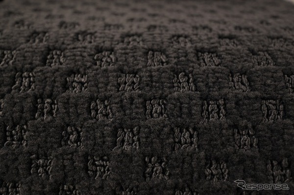 最上位モデル・グランクエスト（ウォームグレー）