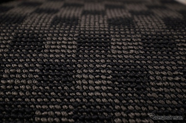 グランウーリープライム（ダークグレー）