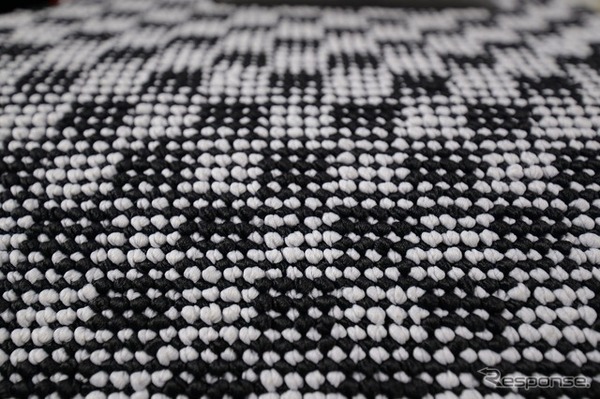 グランフラクシー（ブリリアントグレー）