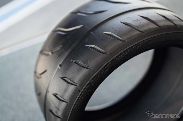 TOYO TIRES PROXES DRIVING PLEASURE