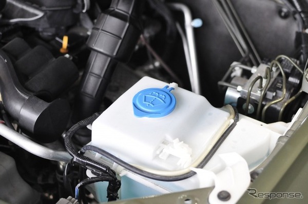 撥水タイプは混ぜるな危険？ 高機能ウォッシャー液の選び方と注意点～Weeklyメンテナンス～