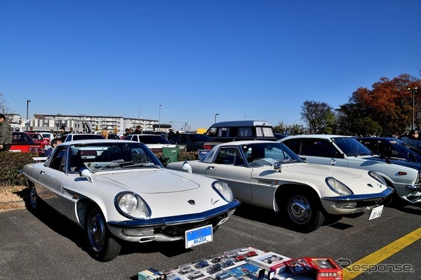 アリオ上尾クリスマスファイナルクラシックカーミーティング