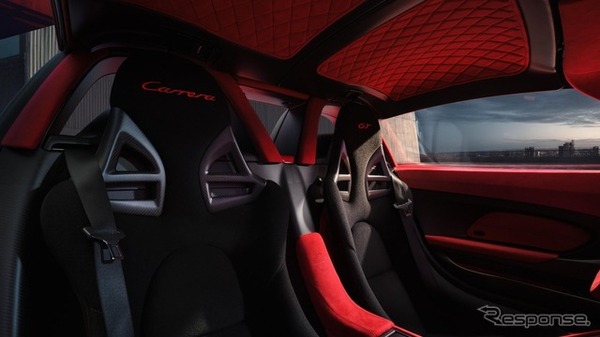 ポルシェのプログラムでフルレストアされた2005年製 カレラGT