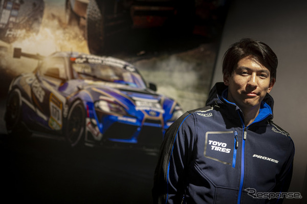 TOYO TIRES with Ring Racing 中山雄一選手