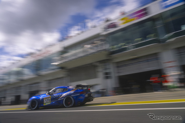 ニュルブルクリンク24時間耐久レース