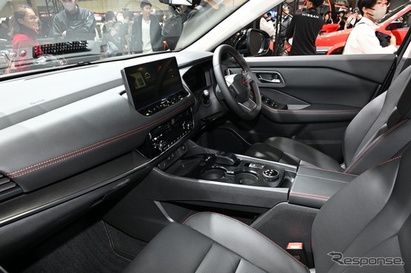 日産 X-TRAIL ROCK CREEK MULTIBED WILDPLAY（東京オートサロン2026）