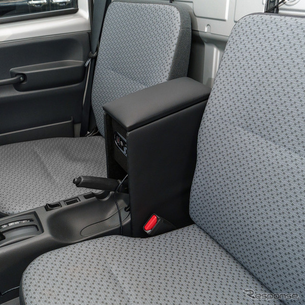 『スーパーキャリイ/キャリイトラック』系列専用LEDコンソールボックス