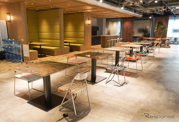 船場の共創家具がならぶヤマハ発動機の共創スペース「リジェラボ」
