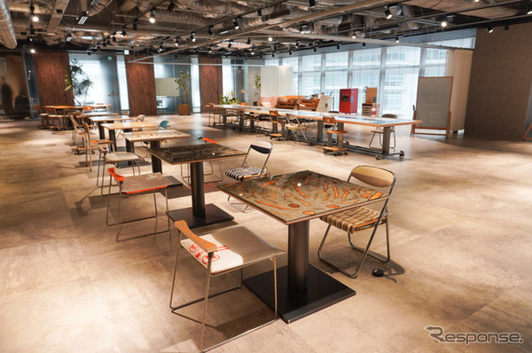 船場の共創家具がならぶヤマハ発動機の共創スペース「リジェラボ」