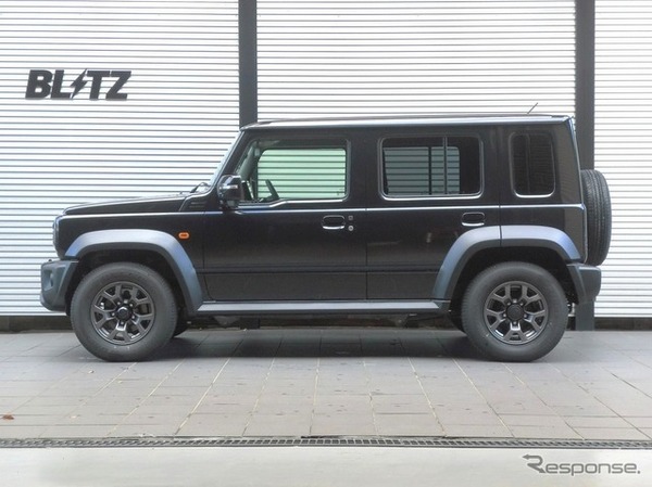 ブリッツ DAMPER ZZ-R　スズキ・ジムニーノマド装着例（基準車高：フロント 30mmダウン / リア 37mmダウン）