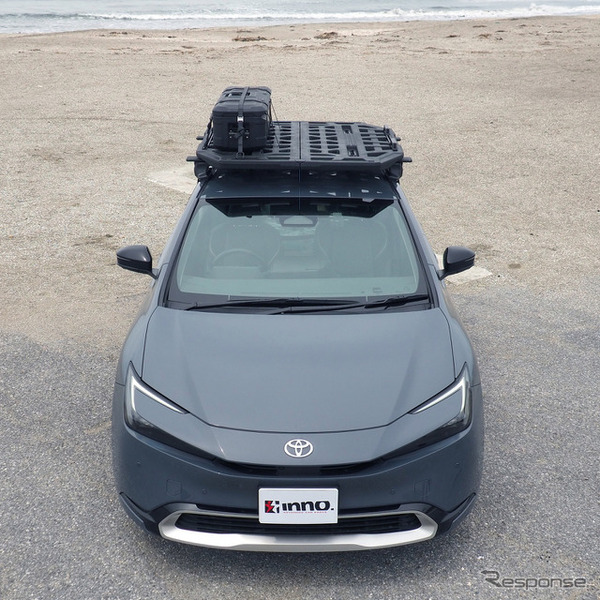 樹脂ブロー成形のルーフラック「INNOルーフボード」