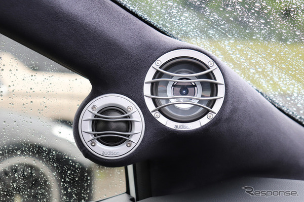 「カーオーディオ・プロショップ」にて製作されたオーディオカーの一例（製作ショップ：ピットハウスコスギ＜香川県＞）。