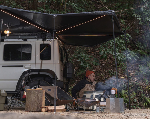 クラフトワークスの『ジムニー/シエラ/ノマド』向け「ルーフキャリア専用サイドテント」