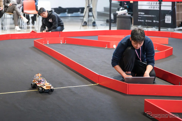 第二回「自動運転ミニカーバトル」決勝レース