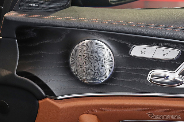 「カーオーディオ・プロショップ」にて製作されたオーディオカーの一例（製作ショップ：パラダ＜福井県＞）。