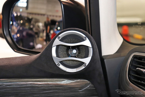 『カーファイ』（神奈川県川崎市）にて製作されたオーディオカーの一例。