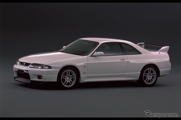 日産『スカイラインGT-R』（BCNR33）