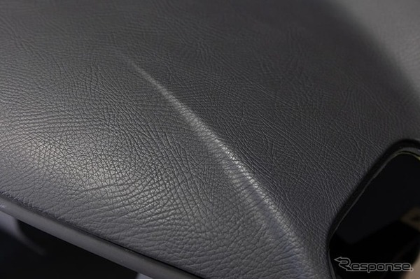 A80スープラ内装部品を復刻