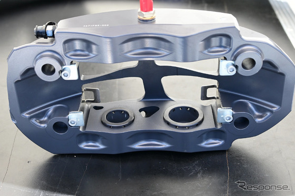 社外ブレーキキャリパーは何が違う？ 仕組みと本当のメリットを解説～カスタムHOW TO～