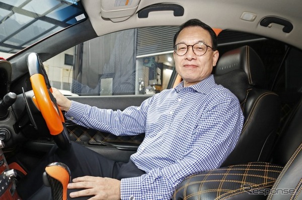 コンサート会場やホームオーディオのサウンドを車内で楽しむことをテーマとした小栗さん、システムはまだまだ進化の途上だ。