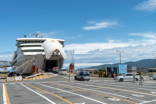佐渡汽船カーフェリー