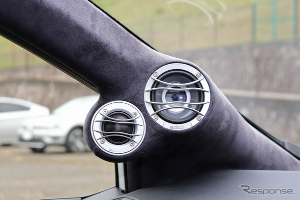 『ピットハウスコスギ（香川県高松市）』にて製作されたオーディオカーの一例。