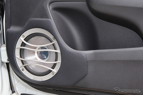 『ピットハウスコスギ（香川県高松市）』にて製作されたオーディオカーの一例。