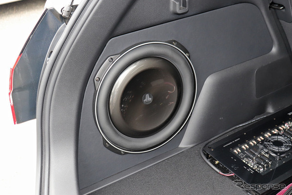 『ピットハウスコスギ（香川県高松市）』にて製作されたオーディオカーの一例。