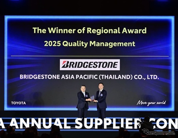 トヨタ モーター アジア 前田昌彦氏（左）、ブリヂストン アジア パシフィック 吉眞弘氏（右）