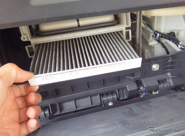 車のエアコンフィルター交換は必要？ 交換時期や方法、選び方をわかりやすく解説～Weeklyメンテナンス～